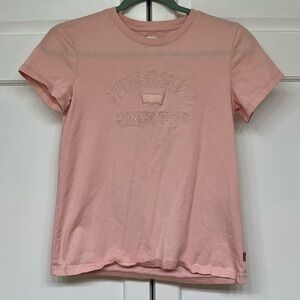 Levi’s Light Pink Embroidered Logo Tee Shirt Size XS